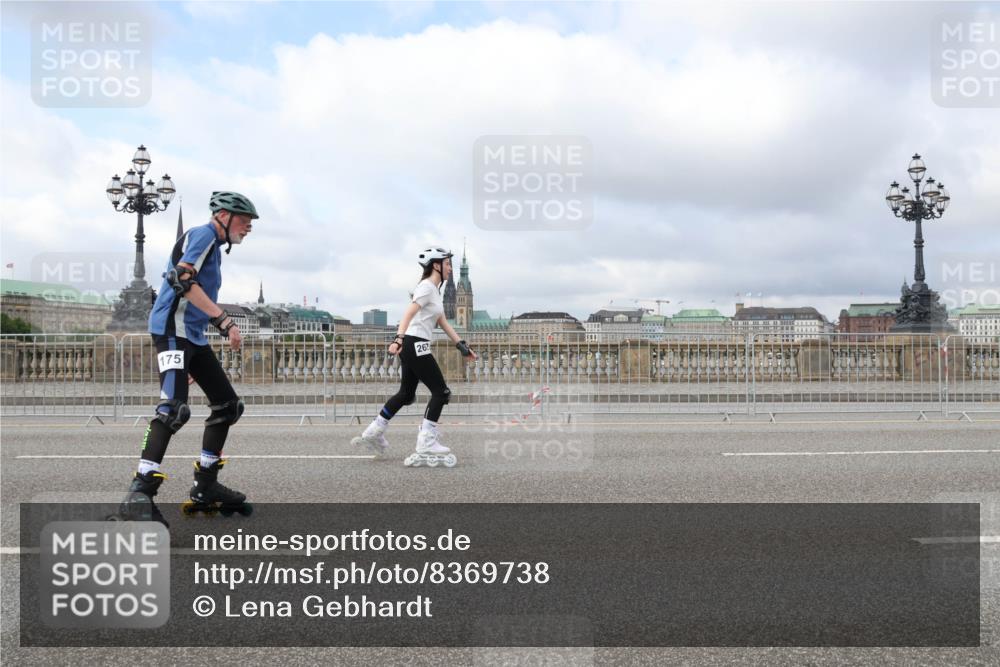 29.06.2025 - hella hamburg halbmarathon Lena Gebhardt http://msf.ph/oto/8369738 29.06.2025 09:11:01 Lombardsbrücke 175, 26 meine-sportfotos.de
