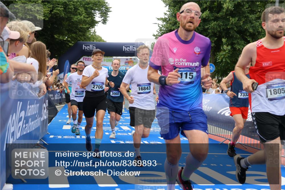 29.06.2025 - hella hamburg halbmarathon Strokosch-Dieckow http://msf.ph/oto/8369893 29.06.2025 10:49:41 Ziel 2504, 2706, 2937, 3060, 3543, 5894, 5978, 6115, 6125, 7332, 9038, 9463, 9551, 9619, 9649, 9723, 9924, 11679, 11975, 11977, 13159, 14794, 15392, 16843, 16877, 17001, 17282, 17753, 18058, 18451, 18926 meine-sportfotos.de
