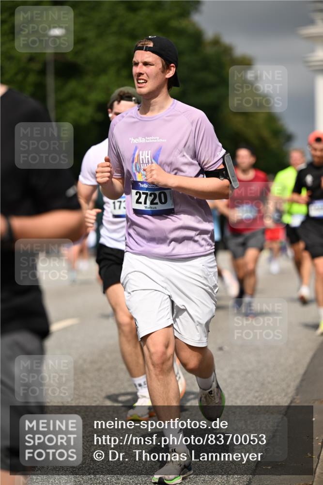 29.06.2025 - hella hamburg halbmarathon Dr. Thomas Lammeyer http://msf.ph/oto/8370053 29.06.2025 10:19:41 Kennedybrücke 1440, 2076, 2140, 2494, 2720, 2989, 3167, 3417, 4007, 4466, 5069, 5423, 6376, 6576, 7897, 7941, 7942, 8885, 9192, 9556, 9657, 9847, 10108, 10608, 10963 meine-sportfotos.de