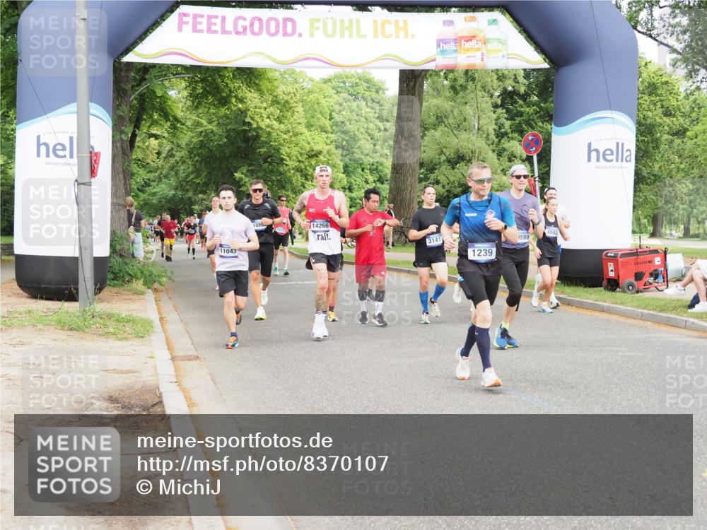 29.06.2025 - hella hamburg halbmarathon MichiJ http://msf.ph/oto/8370107 29.06.2025 10:44:30 Zwischen KM18-KM19 1239, 1387, 2652, 2656, 3141, 3575, 4632, 6592, 9316, 10599, 10788, 11018, 13863, 15664, 16227, 16634, 17543, 18180, 18325, 18531 meine-sportfotos.de