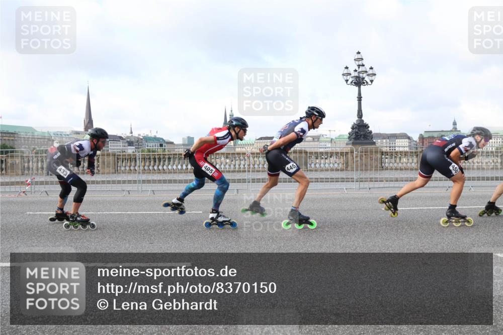 29.06.2025 - hella hamburg halbmarathon Lena Gebhardt http://msf.ph/oto/8370150 29.06.2025 08:50:04 Lombardsbrücke 433, 405, 445, 450 meine-sportfotos.de