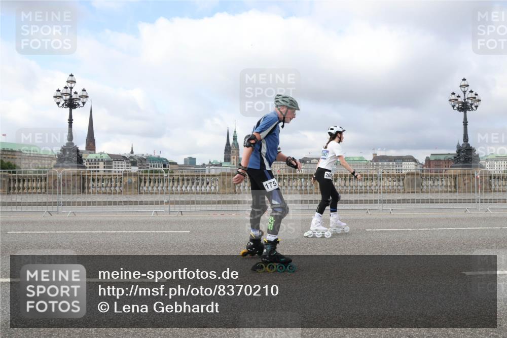 29.06.2025 - hella hamburg halbmarathon Lena Gebhardt http://msf.ph/oto/8370210 29.06.2025 09:11:02 Lombardsbrücke 175 meine-sportfotos.de