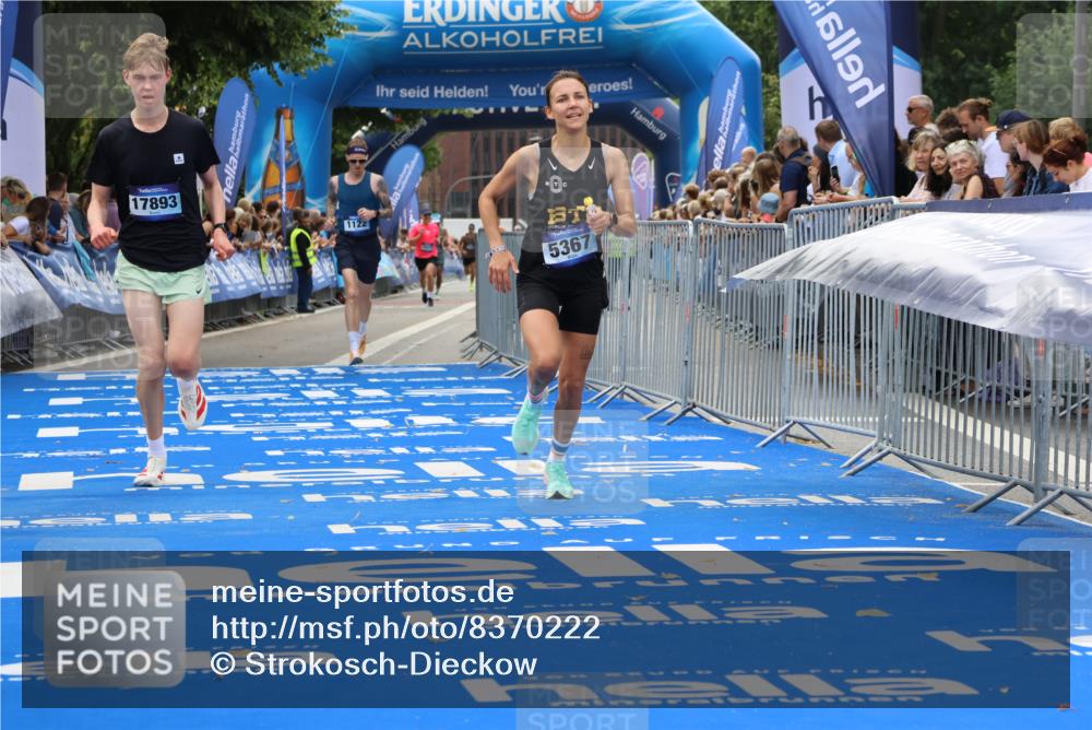 29.06.2025 - hella hamburg halbmarathon Strokosch-Dieckow http://msf.ph/oto/8370222 29.06.2025 10:27:41 Ziel 1122, 2203, 5367, 7651, 8731, 10655, 17354, 17893, 18832 meine-sportfotos.de