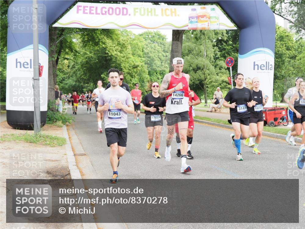 29.06.2025 - hella hamburg halbmarathon MichiJ http://msf.ph/oto/8370278 29.06.2025 10:44:31 Zwischen KM18-KM19 1239, 1387, 2652, 2656, 3141, 4579, 6592, 10599, 10788, 11018, 11043, 13863, 14266, 15664, 16227, 16634, 17543, 18325, 18531 meine-sportfotos.de