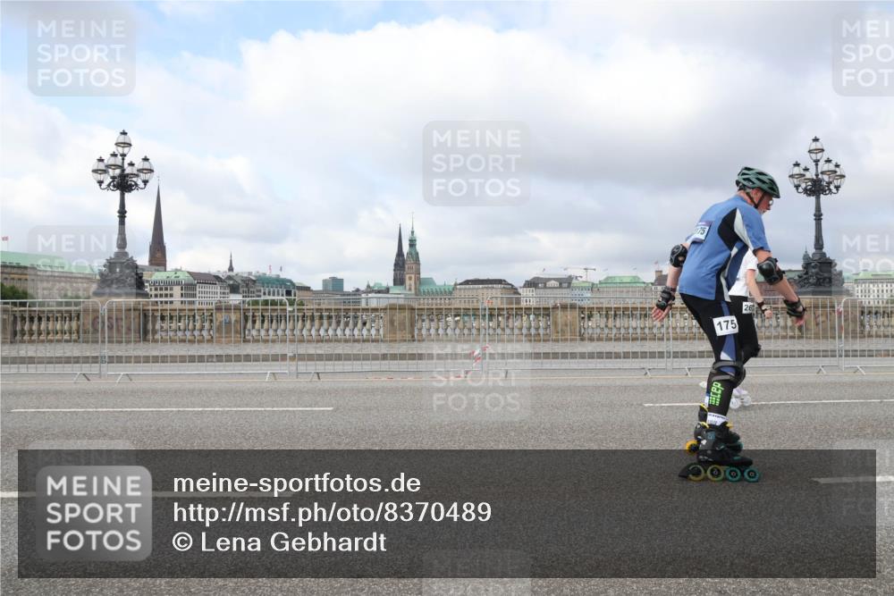 29.06.2025 - hella hamburg halbmarathon Lena Gebhardt http://msf.ph/oto/8370489 29.06.2025 09:11:02 Lombardsbrücke 175 meine-sportfotos.de