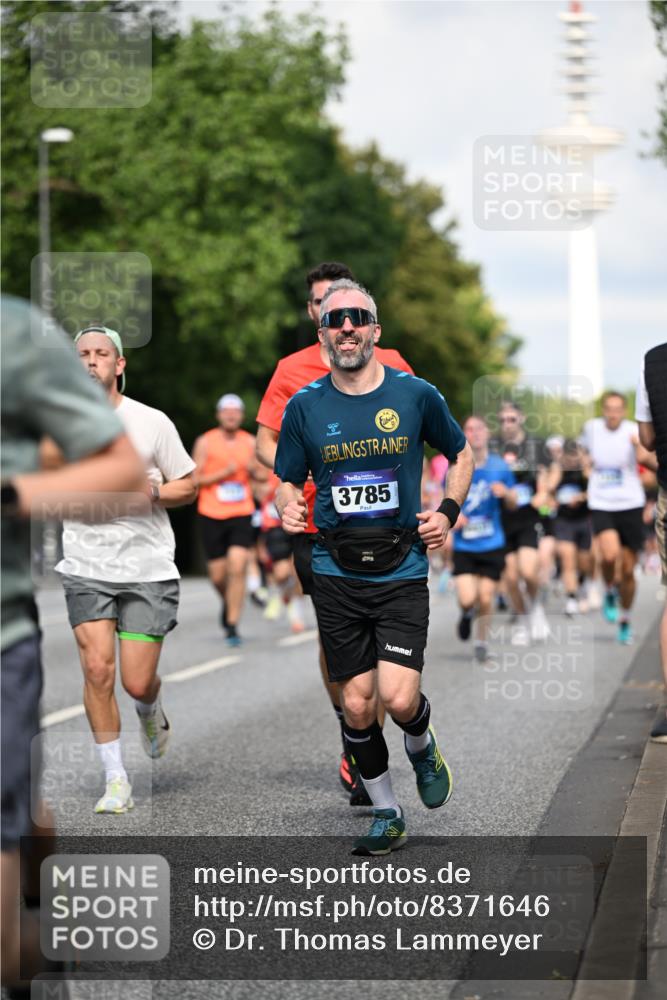 29.06.2025 - hella hamburg halbmarathon Dr. Thomas Lammeyer http://msf.ph/oto/8371646 29.06.2025 09:57:48 Kennedybrücke 1098, 1171, 1413, 1424, 1476, 1892, 1902, 2098, 2188, 2516, 2823, 2842, 3477, 3785, 3852, 4140, 4183, 4185, 4237, 4270, 5115, 5528, 6198, 6266, 6630, 6831, 8023, 8269, 8743, 8928, 9105, 9482, 9619, 9815, 10237, 10792 meine-sportfotos.de