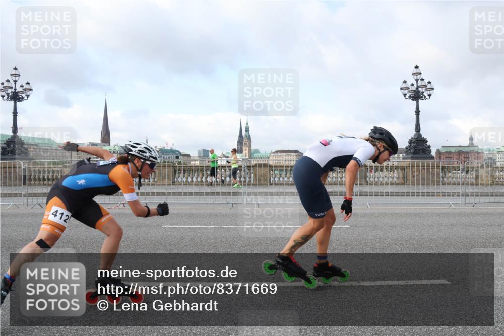 29.06.2025 - hella hamburg halbmarathon Lena Gebhardt http://msf.ph/oto/8371669 29.06.2025 08:50:44 Lombardsbrücke 412 meine-sportfotos.de