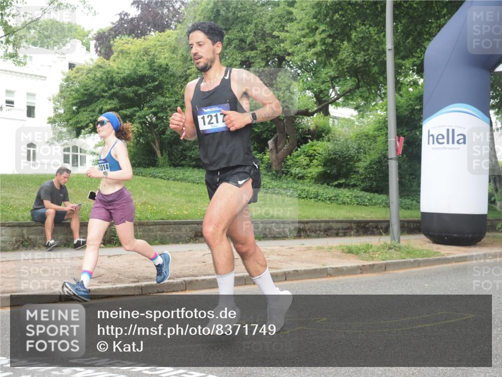 29.06.2025 - hella hamburg halbmarathon KatJ http://msf.ph/oto/8371749 29.06.2025 10:23:46 Zwischen KM18-KM19 57, 1217, 6169, 7884, 7972 meine-sportfotos.de