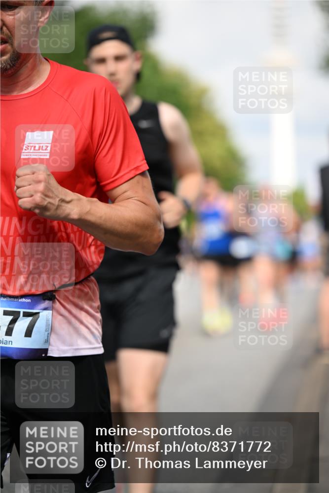 29.06.2025 - hella hamburg halbmarathon Dr. Thomas Lammeyer http://msf.ph/oto/8371772 29.06.2025 09:57:58 Kennedybrücke 1098, 1171, 1399, 1413, 1476, 1750, 1892, 2020, 2098, 2188, 2470, 2823, 2842, 3477, 3785, 4029, 4183, 4185, 4270, 4816, 5020, 5706, 6198, 6266, 6630, 6819, 6831, 7709, 8142, 8374, 8576, 8743, 9051, 9105, 9463, 9482, 9619, 9815, 10237, 10529 meine-sportfotos.de