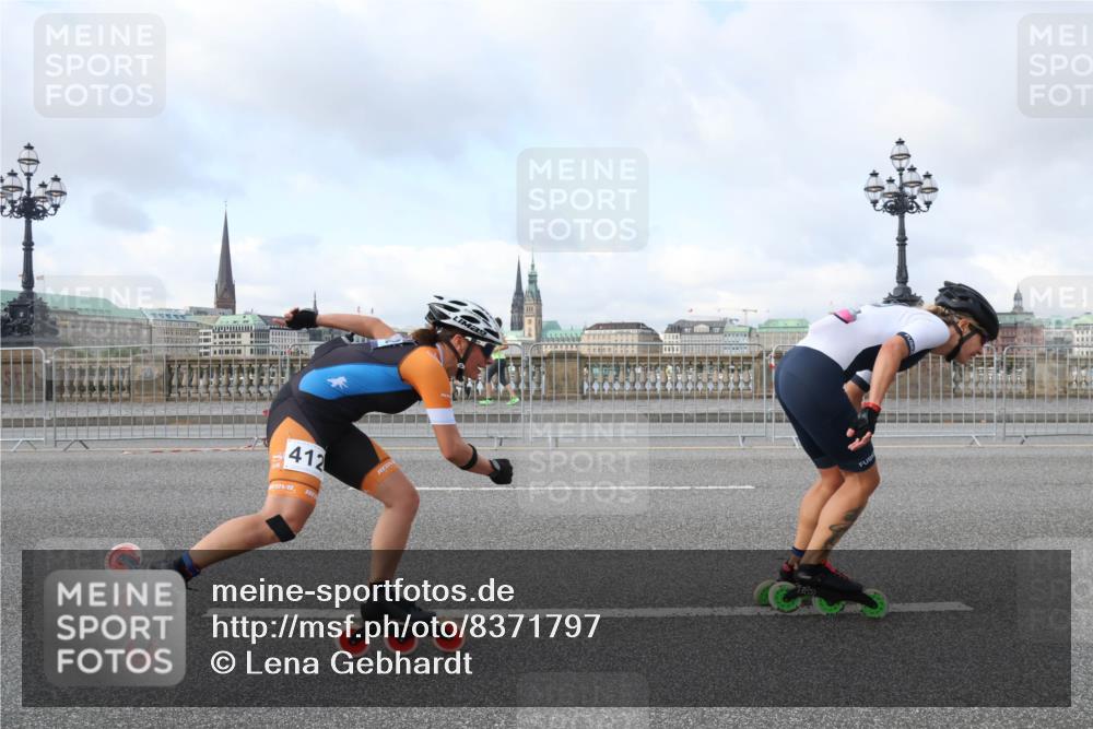 29.06.2025 - hella hamburg halbmarathon Lena Gebhardt http://msf.ph/oto/8371797 29.06.2025 08:50:44 Lombardsbrücke 412 meine-sportfotos.de