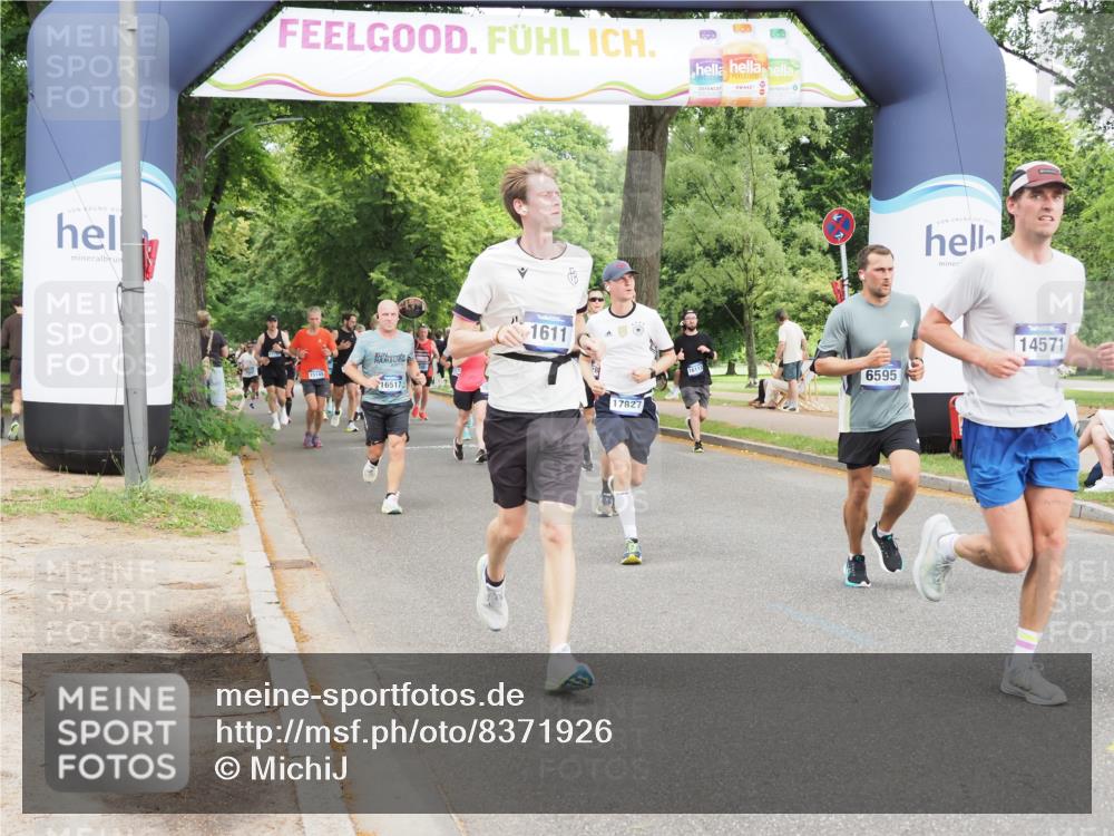 29.06.2025 - hella hamburg halbmarathon MichiJ http://msf.ph/oto/8371926 29.06.2025 10:44:49 Zwischen KM18-KM19 1611, 2236, 2840, 6595, 7082, 10383, 12495, 13880, 14369, 14571, 15145, 15197, 17827, 18891 meine-sportfotos.de