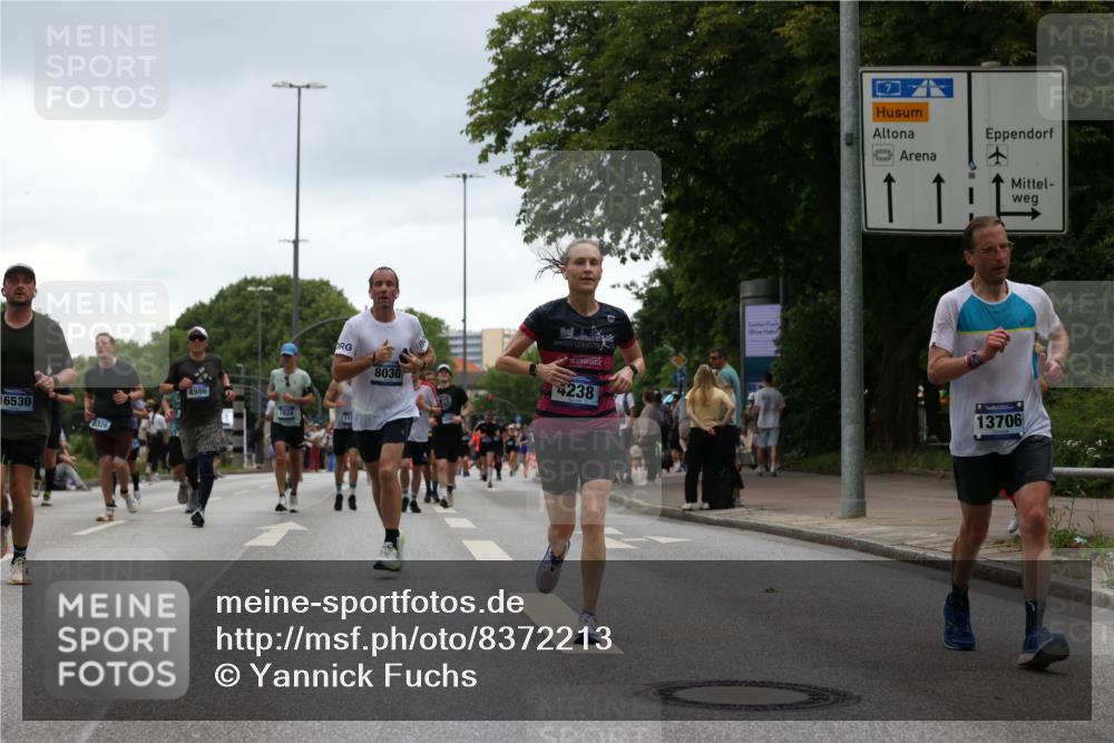 29.06.2025 - hella hamburg halbmarathon Yannick Fuchs http://msf.ph/oto/8372213 29.06.2025 10:53:45 20KM 1544, 2780, 3169, 4238, 4379, 4796, 4986, 6327, 6470, 7824, 8030, 8326, 8481, 8807, 9741, 9985, 10281, 10488, 11018, 11114, 11158, 11159, 11250, 11757, 12406, 12779, 13036, 13706, 14471, 14928, 15083, 15525, 15673, 15785, 15914, 16227, 16530, 16754, 16915, 17176, 17304, 17860, 18377, 18485, 18855, 19178 meine-sportfotos.de