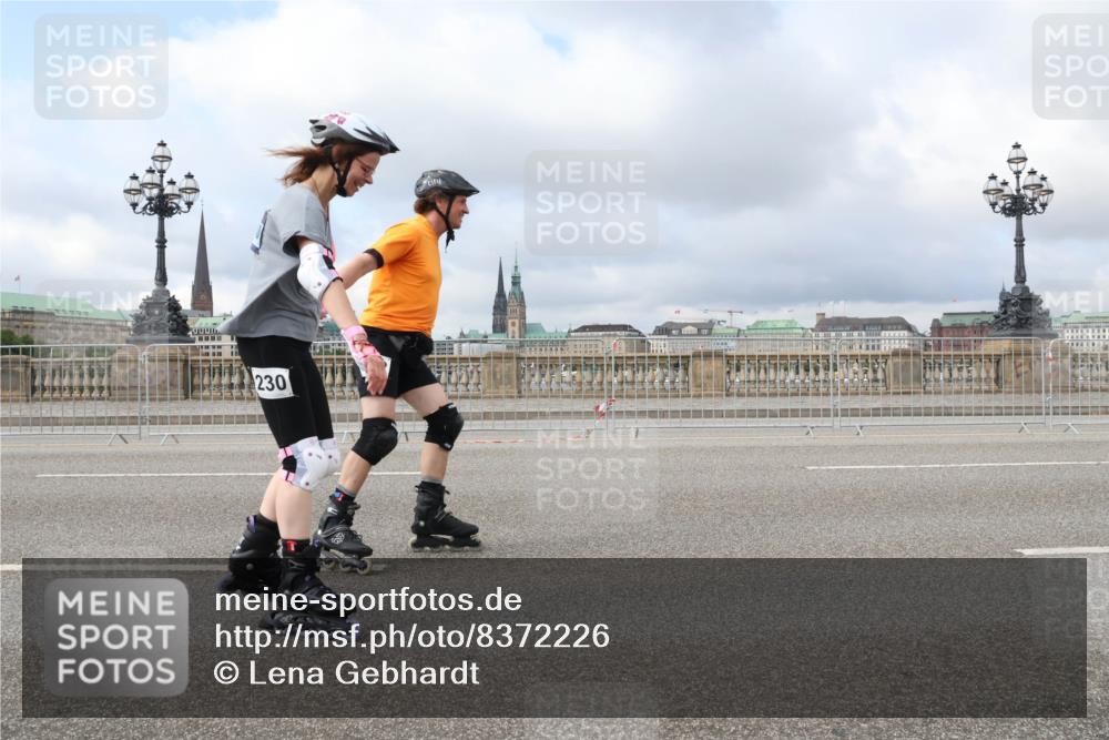 29.06.2025 - hella hamburg halbmarathon Lena Gebhardt http://msf.ph/oto/8372226 29.06.2025 09:12:06 Lombardsbrücke 230 meine-sportfotos.de