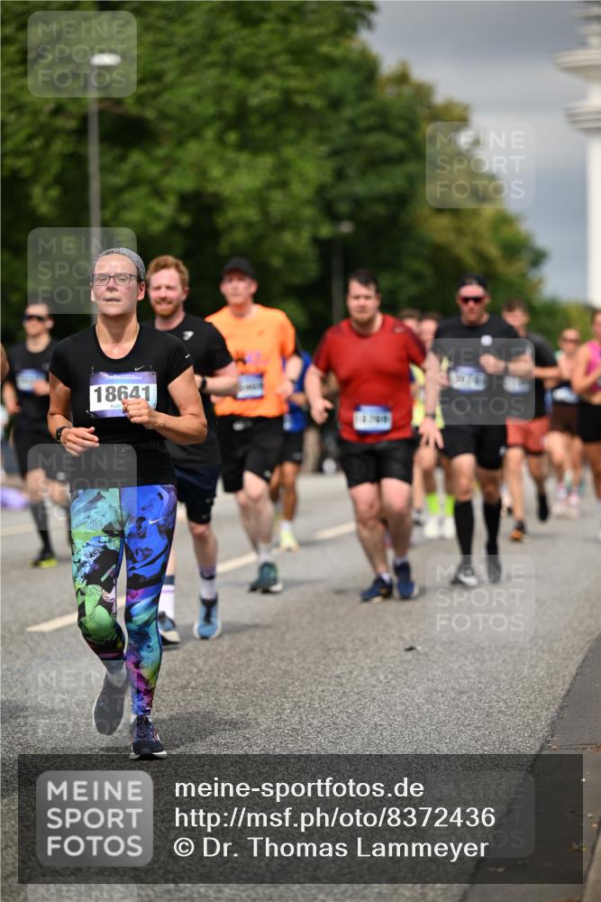 29.06.2025 - hella hamburg halbmarathon Dr. Thomas Lammeyer http://msf.ph/oto/8372436 29.06.2025 10:19:54 Kennedybrücke 1308, 1440, 1651, 2076, 2140, 2436, 2601, 2720, 2835, 3167, 4828, 5046, 5423, 7897, 7941, 7942, 8057, 8274, 8746, 8885, 9192, 9307, 9784, 9881, 10108, 10608, 11113, 11303 meine-sportfotos.de