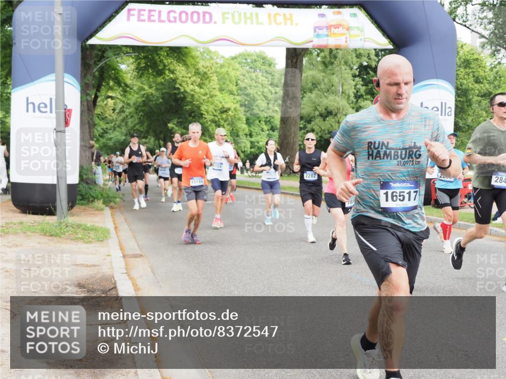29.06.2025 - hella hamburg halbmarathon MichiJ http://msf.ph/oto/8372547 29.06.2025 10:44:52 Zwischen KM18-KM19 1611, 2282, 2806, 2840, 6595, 7856, 12495, 13880, 14571, 15145, 16113, 16517, 17531, 17827, 18891 meine-sportfotos.de