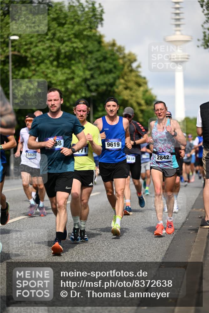 29.06.2025 - hella hamburg halbmarathon Dr. Thomas Lammeyer http://msf.ph/oto/8372638 29.06.2025 09:58:00 Kennedybrücke 1098, 1171, 1342, 1399, 1413, 1476, 1750, 1892, 2020, 2098, 2188, 2470, 2823, 2842, 2889, 3477, 3785, 4029, 4183, 4185, 4270, 4816, 5020, 5706, 6198, 6266, 6630, 6819, 6831, 7087, 7297, 7709, 8142, 8374, 8576, 8743, 9051, 9463, 9482, 9619, 9815, 10237, 10529 meine-sportfotos.de