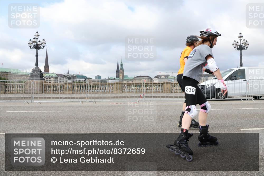 29.06.2025 - hella hamburg halbmarathon Lena Gebhardt http://msf.ph/oto/8372659 29.06.2025 09:12:07 Lombardsbrücke 230 meine-sportfotos.de
