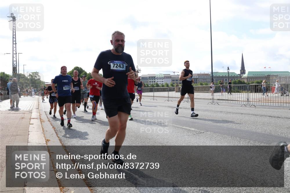 29.06.2025 - hella hamburg halbmarathon Lena Gebhardt http://msf.ph/oto/8372739 29.06.2025 10:02:14 Lombardsbrücke 1916, 16723, 6322, 19240, 2315, 7243, 11554, 1128, 1254, 1364, 1432, 1453, 1733, 1881, 2142, 2322, 2323, 2685, 2712, 3169, 3780, 3976, 4066, 4286, 4328, 4985, 5742, 5763, 6166, 6295, 6322, 6327, 6438, 6595, 6708, 6860, 7031, 7049, 7189, 7223, 7243, 7323, 7869, 8749, 9020, 9021, 9131, 9156, 9230, 9353, 9741, 9928, 10177, 10866, 10882, 11191, 11554, 11670, 11871, 11938, 12315, 12316, 12491, 14471, 14660, 14677, 16420 meine-sportfotos.de
