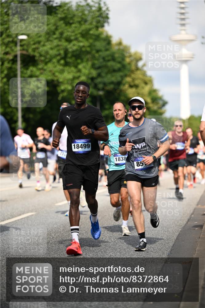 29.06.2025 - hella hamburg halbmarathon Dr. Thomas Lammeyer http://msf.ph/oto/8372864 29.06.2025 09:58:07 Kennedybrücke 1098, 1119, 1171, 1342, 1399, 1413, 1476, 1750, 1892, 1942, 2020, 2188, 2442, 2470, 2561, 2842, 2889, 3477, 3562, 4017, 4029, 4185, 4270, 4816, 5020, 5447, 5706, 5884, 6198, 6266, 6630, 6819, 7087, 7297, 7709, 8142, 8374, 8576, 9051, 9463, 9619, 10237, 10529, 11422 meine-sportfotos.de