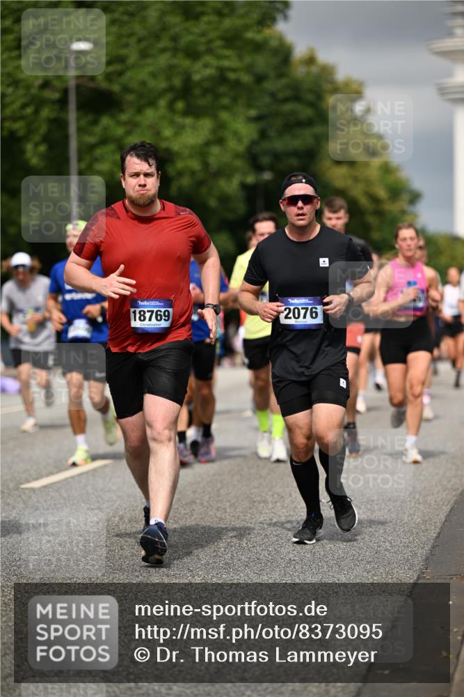 29.06.2025 - hella hamburg halbmarathon Dr. Thomas Lammeyer http://msf.ph/oto/8373095 29.06.2025 10:19:57 Kennedybrücke 1212, 1308, 1440, 1651, 2071, 2076, 2140, 2436, 2601, 2835, 3167, 4828, 5046, 5423, 7897, 7941, 7942, 8057, 8169, 8274, 8746, 8885, 9192, 9307, 9784, 9881, 10108, 10608, 11113, 11303 meine-sportfotos.de