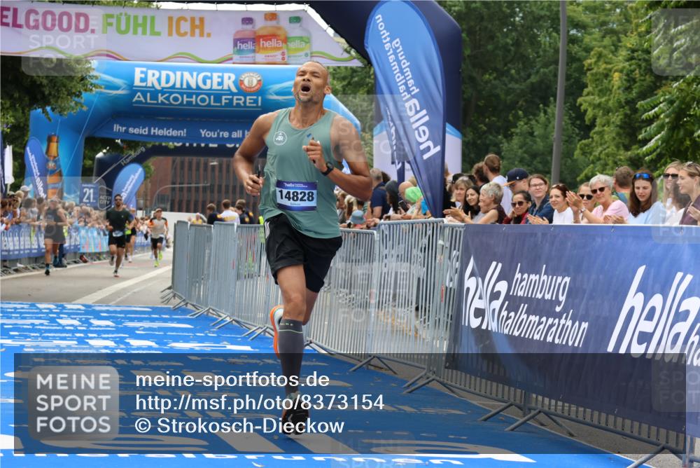 29.06.2025 - hella hamburg halbmarathon Strokosch-Dieckow http://msf.ph/oto/8373154 29.06.2025 10:27:03 Ziel 9079, 12641, 12992, 13780, 13956, 14828, 15671, 19050 meine-sportfotos.de