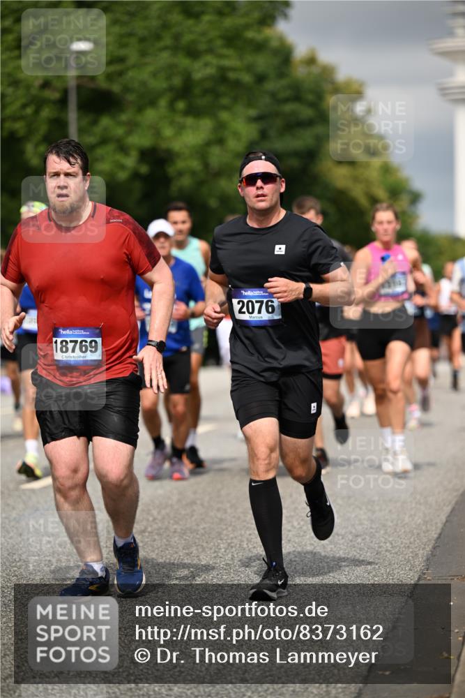 29.06.2025 - hella hamburg halbmarathon Dr. Thomas Lammeyer http://msf.ph/oto/8373162 29.06.2025 10:19:57 Kennedybrücke 1212, 1308, 1440, 1651, 2071, 2076, 2140, 2436, 2601, 2835, 3167, 4828, 5046, 5423, 7897, 7941, 7942, 8057, 8169, 8274, 8746, 8885, 9192, 9307, 9784, 9881, 10108, 10608, 11113, 11303 meine-sportfotos.de