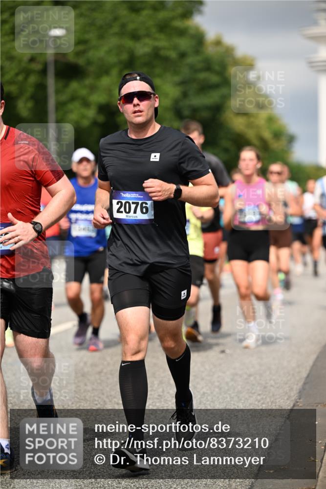 29.06.2025 - hella hamburg halbmarathon Dr. Thomas Lammeyer http://msf.ph/oto/8373210 29.06.2025 10:19:58 Kennedybrücke 1212, 1308, 1440, 1651, 2071, 2076, 2140, 2436, 2601, 2835, 3167, 4828, 5046, 5423, 7897, 7941, 7942, 8057, 8169, 8274, 8746, 8885, 9192, 9307, 9784, 9881, 10608, 10844, 11113, 11303 meine-sportfotos.de