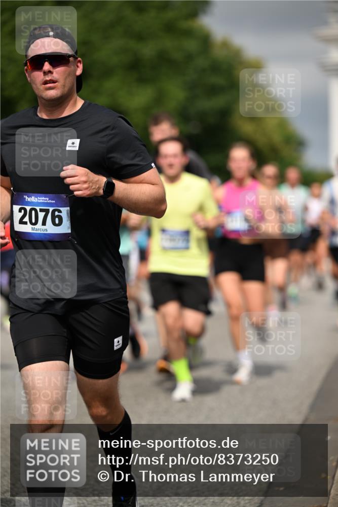 29.06.2025 - hella hamburg halbmarathon Dr. Thomas Lammeyer http://msf.ph/oto/8373250 29.06.2025 10:19:59 Kennedybrücke 1212, 1308, 1651, 2071, 2076, 2140, 2436, 2601, 2835, 3167, 4583, 4828, 5046, 5423, 7897, 7941, 7942, 8057, 8169, 8274, 8746, 8885, 9192, 9307, 9784, 9881, 10608, 10844, 11113, 11303 meine-sportfotos.de