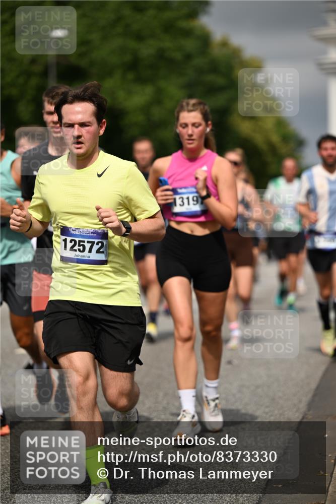 29.06.2025 - hella hamburg halbmarathon Dr. Thomas Lammeyer http://msf.ph/oto/8373330 29.06.2025 10:20:00 Kennedybrücke 1212, 1308, 1651, 2071, 2076, 2436, 2601, 2835, 3167, 4583, 4828, 5046, 5423, 7897, 8057, 8169, 8274, 8554, 8746, 9192, 9307, 9601, 9784, 9881, 10608, 10844, 11113, 11303 meine-sportfotos.de