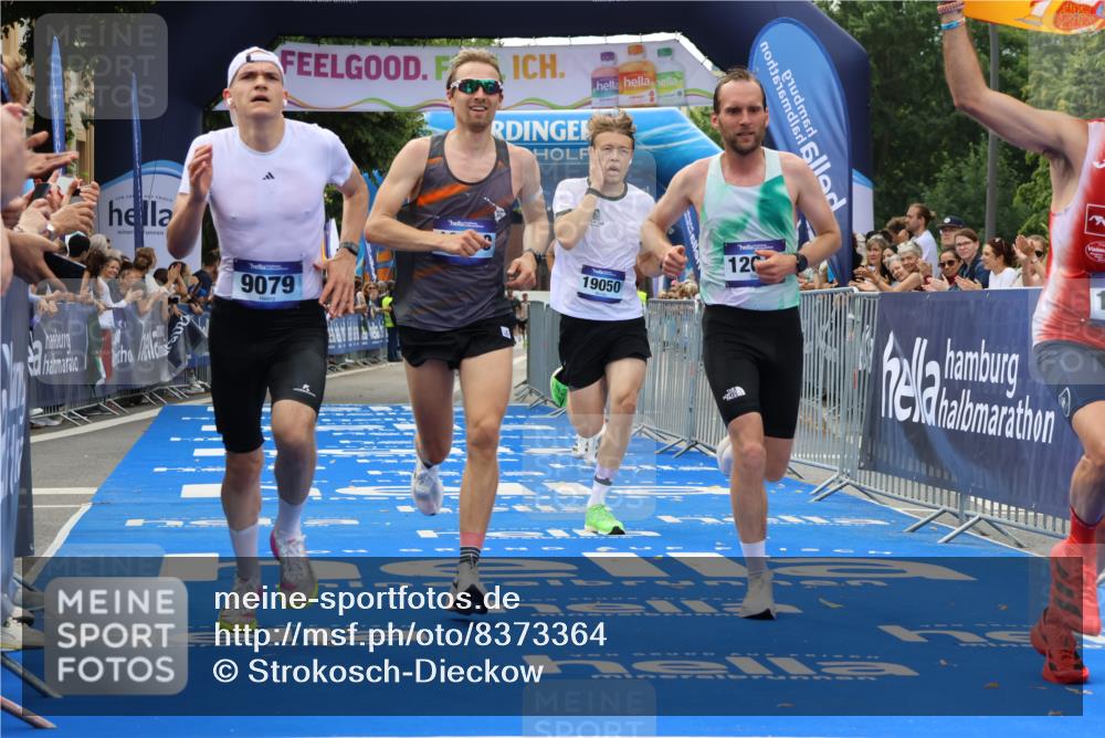 29.06.2025 - hella hamburg halbmarathon Strokosch-Dieckow http://msf.ph/oto/8373364 29.06.2025 10:26:59 Ziel 9079, 12641, 12992, 13780, 13956, 14828, 15023, 15671, 19050 meine-sportfotos.de