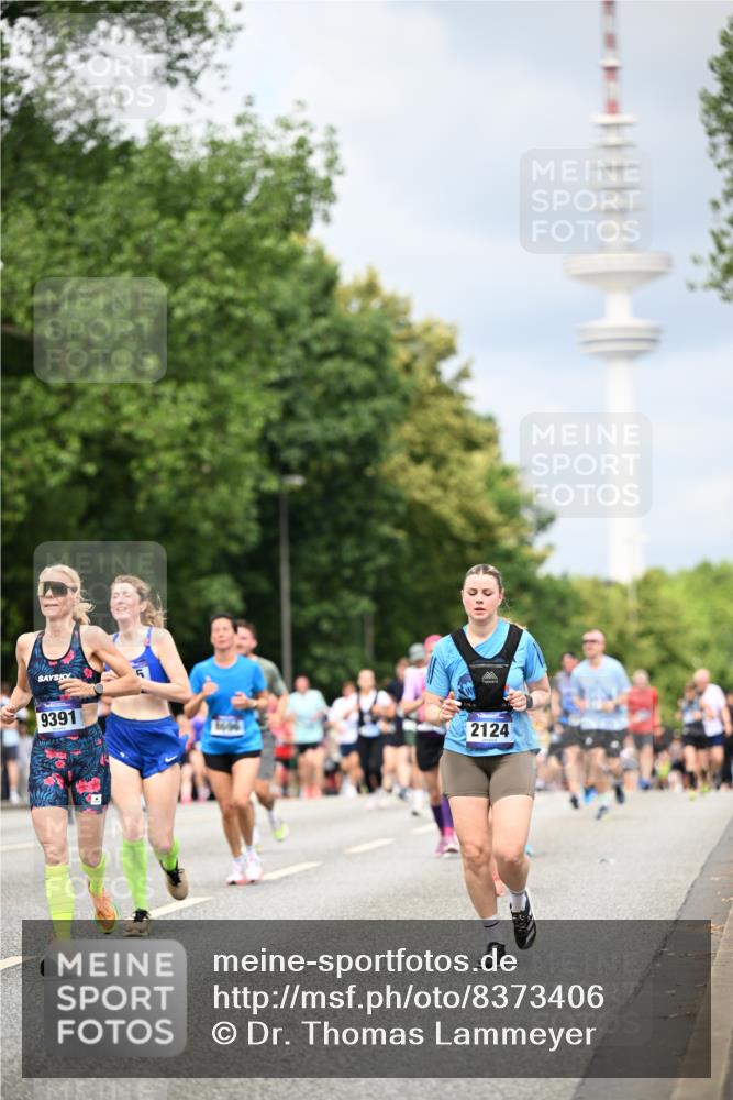 29.06.2025 - hella hamburg halbmarathon Dr. Thomas Lammeyer http://msf.ph/oto/8373406 29.06.2025 10:42:16 Kennedybrücke 1475, 1578, 1985, 2124, 3010, 3246, 3286, 3633, 3636, 3880, 4414, 4921, 5139, 5875, 6697, 7629, 8539, 8696, 9391, 9524, 9894, 10025, 10146, 10506, 11087, 11152, 11164 meine-sportfotos.de