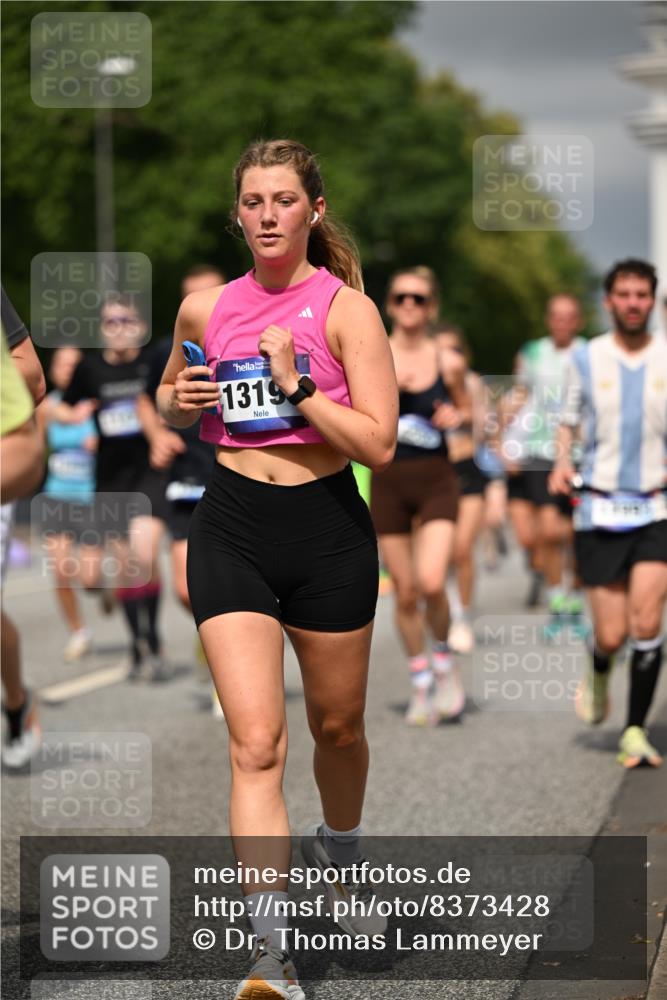 29.06.2025 - hella hamburg halbmarathon Dr. Thomas Lammeyer http://msf.ph/oto/8373428 29.06.2025 10:20:01 Kennedybrücke 1212, 1308, 1651, 2071, 2076, 2436, 2601, 2835, 3167, 4583, 4828, 5046, 5423, 7897, 8057, 8169, 8274, 8554, 8746, 9192, 9307, 9601, 9784, 9881, 10608, 10844, 11113, 11303 meine-sportfotos.de