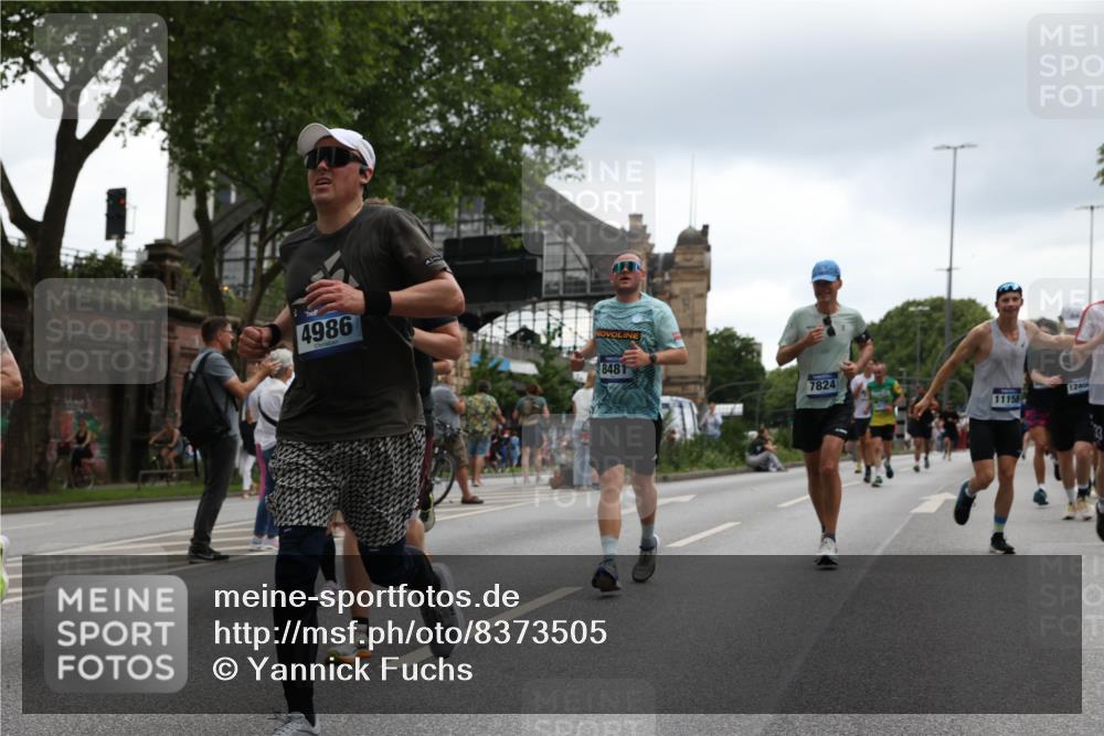 29.06.2025 - hella hamburg halbmarathon Yannick Fuchs http://msf.ph/oto/8373505 29.06.2025 10:53:50 20KM 1019, 1544, 2780, 3169, 3780, 4238, 4379, 4986, 5272, 6327, 6470, 7259, 7824, 8030, 8326, 8481, 8749, 8807, 9741, 9985, 10271, 10281, 10301, 10488, 11018, 11114, 11158, 11159, 11250, 11757, 12406, 12422, 12446, 12779, 13036, 13706, 13847, 13993, 14471, 14823, 15083, 15525, 15673, 15785, 15914, 16227, 16530, 16608, 16754, 16915, 17304, 17860, 18130, 18377, 18624, 18855, 19178 meine-sportfotos.de