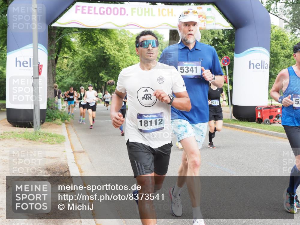 29.06.2025 - hella hamburg halbmarathon MichiJ http://msf.ph/oto/8373541 29.06.2025 10:45:00 Zwischen KM18-KM19 1595, 2907, 3251, 4088, 5277, 5341, 6104, 6281, 6302, 10020, 13287, 13664, 14914, 16910, 17531, 17782, 18068, 18112, 18762 meine-sportfotos.de