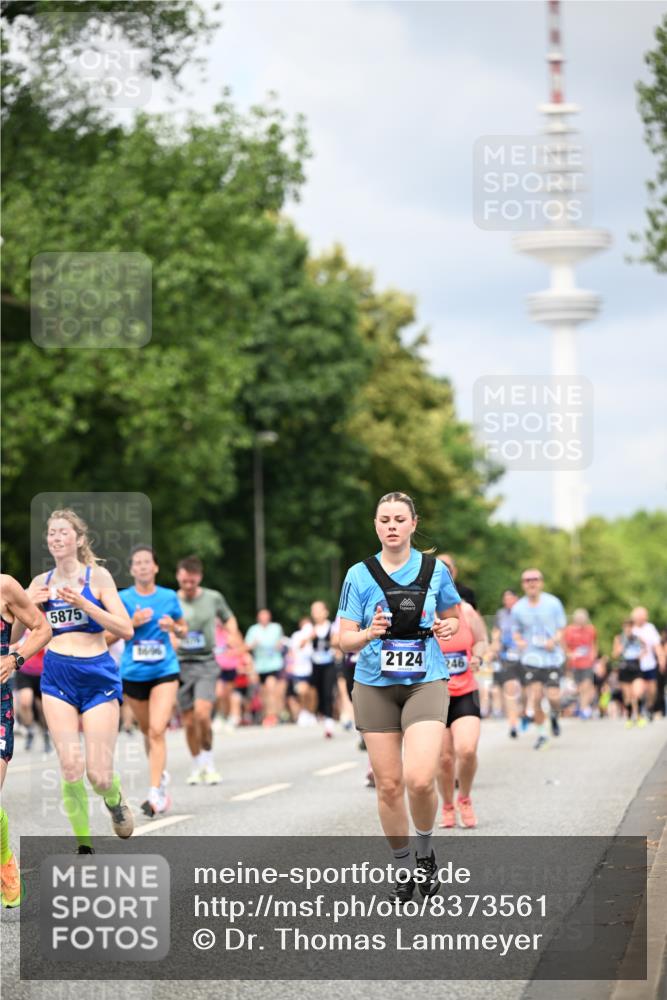29.06.2025 - hella hamburg halbmarathon Dr. Thomas Lammeyer http://msf.ph/oto/8373561 29.06.2025 10:42:17 Kennedybrücke 1475, 1578, 1985, 2124, 3010, 3246, 3286, 3633, 3635, 3636, 3880, 4414, 4921, 5139, 5790, 5875, 6697, 7148, 7629, 8539, 8696, 9391, 9524, 9894, 10025, 10146, 10506, 11087, 11152, 11164 meine-sportfotos.de