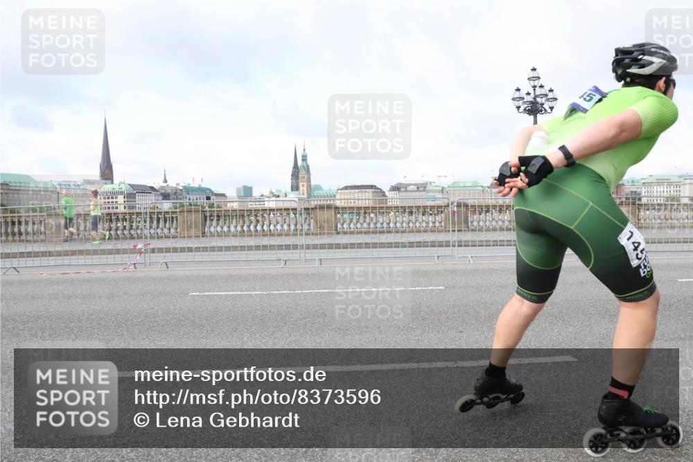 29.06.2025 - hella hamburg halbmarathon Lena Gebhardt http://msf.ph/oto/8373596 29.06.2025 08:50:46 Lombardsbrücke 45, 11 meine-sportfotos.de