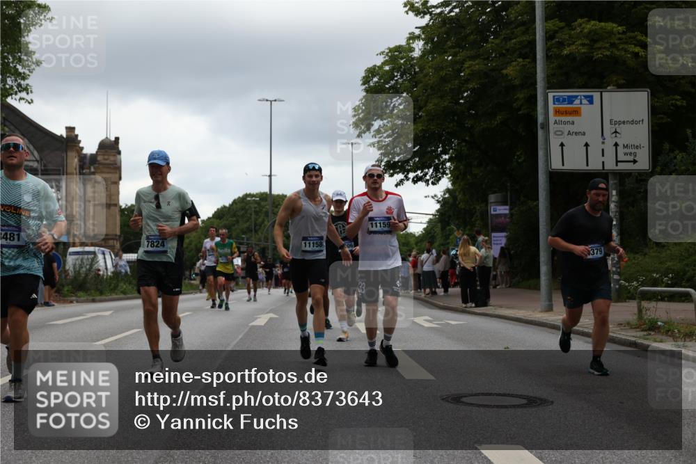 29.06.2025 - hella hamburg halbmarathon Yannick Fuchs http://msf.ph/oto/8373643 29.06.2025 10:53:51 20KM 1019, 1544, 2780, 3169, 3780, 4238, 4379, 4986, 5272, 6327, 6470, 7259, 7824, 8030, 8326, 8481, 8749, 8807, 9741, 9985, 10271, 10281, 10301, 10488, 11018, 11114, 11158, 11159, 11250, 11757, 12406, 12422, 12446, 12779, 13036, 13706, 13847, 13993, 14471, 14823, 15083, 15525, 15673, 15785, 15914, 16530, 16608, 16754, 16915, 17860, 18130, 18200, 18202, 18377, 18624, 18855, 19178 meine-sportfotos.de