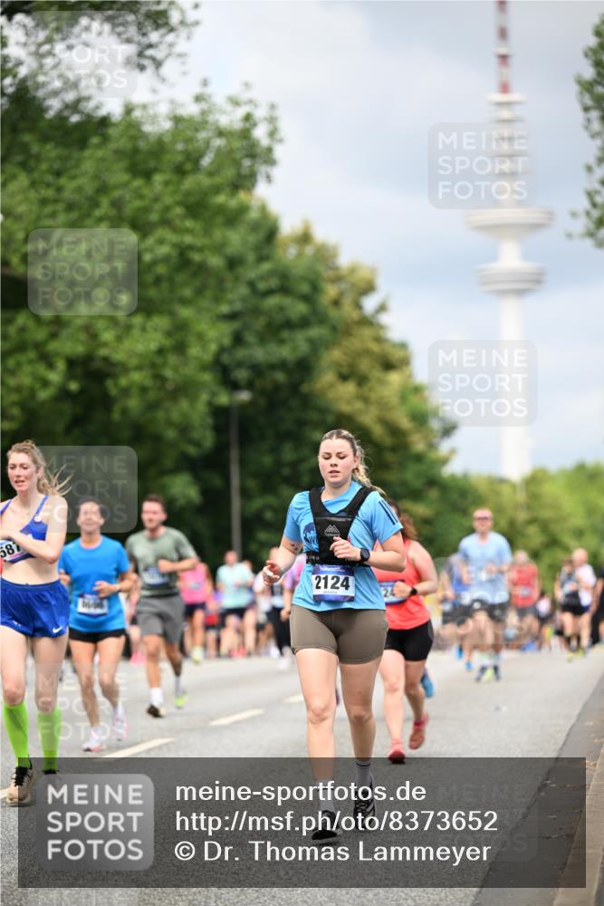 29.06.2025 - hella hamburg halbmarathon Dr. Thomas Lammeyer http://msf.ph/oto/8373652 29.06.2025 10:42:18 Kennedybrücke 1394, 1475, 1578, 1901, 1985, 2124, 3010, 3246, 3286, 3633, 3635, 3636, 3880, 4414, 4921, 5139, 5790, 5875, 6697, 7148, 7244, 7629, 8539, 8696, 9391, 9524, 9894, 10025, 10146, 10506, 11087, 11152, 11164 meine-sportfotos.de