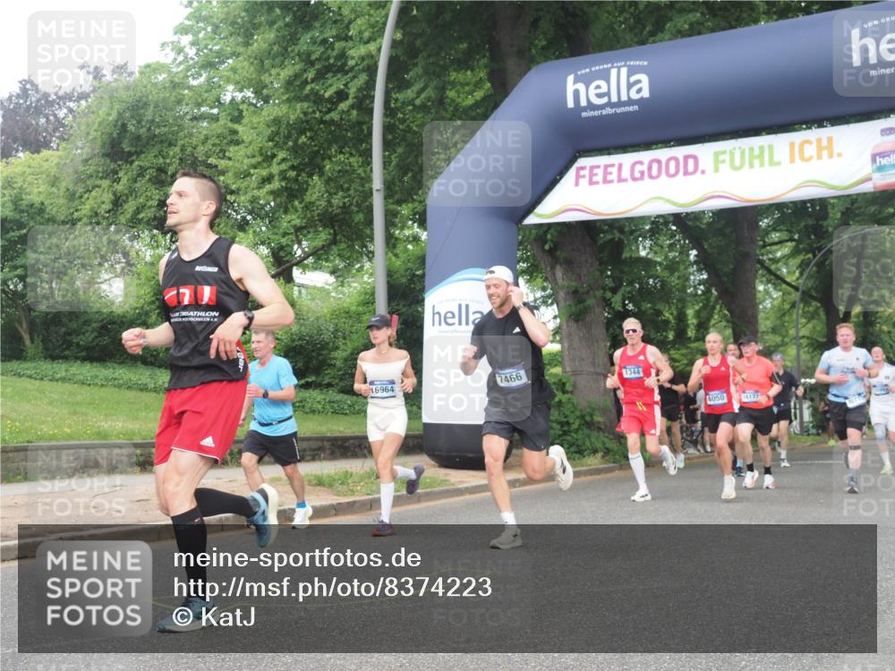 29.06.2025 - hella hamburg halbmarathon KatJ http://msf.ph/oto/8374223 29.06.2025 10:24:10 Zwischen KM18-KM19 1344, 4050, 4740, 7466, 7867 meine-sportfotos.de