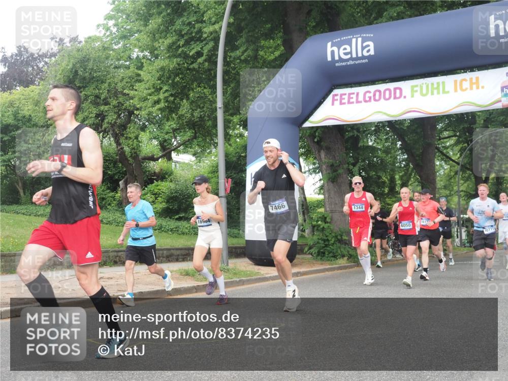 29.06.2025 - hella hamburg halbmarathon KatJ http://msf.ph/oto/8374235 29.06.2025 10:24:10 Zwischen KM18-KM19 1344, 4050, 4740, 7466, 7867 meine-sportfotos.de