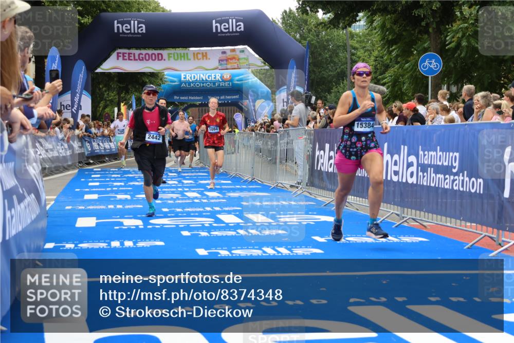 29.06.2025 - hella hamburg halbmarathon Strokosch-Dieckow http://msf.ph/oto/8374348 29.06.2025 10:48:42 Ziel 1094, 1884, 1892, 2442, 4553, 5421, 9482, 9538, 10859, 11519, 12533, 14511, 15309, 15384, 16653, 17007, 17127 meine-sportfotos.de