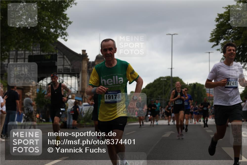 29.06.2025 - hella hamburg halbmarathon Yannick Fuchs http://msf.ph/oto/8374401 29.06.2025 10:53:57 20KM 1019, 1544, 2011, 2167, 2730, 3169, 3780, 4379, 4986, 5272, 6327, 6470, 7259, 7824, 8030, 8326, 8481, 8749, 8807, 9741, 10271, 10281, 10301, 11114, 11158, 11159, 11250, 12406, 12422, 12446, 13036, 13847, 13993, 14471, 14823, 15083, 15525, 15673, 15914, 16439, 16530, 16608, 17860, 18130, 18200, 18202, 18377, 18624, 19178 meine-sportfotos.de