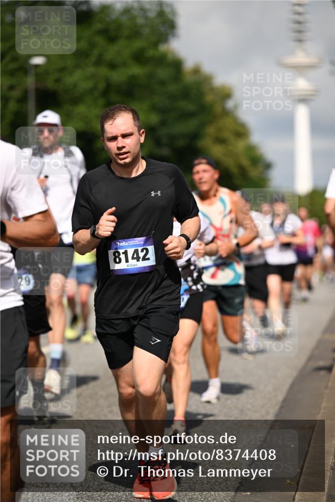 29.06.2025 - hella hamburg halbmarathon Dr. Thomas Lammeyer http://msf.ph/oto/8374408 29.06.2025 09:58:14 Kennedybrücke 1119, 1342, 1399, 1750, 1942, 2020, 2222, 2367, 2442, 2470, 2561, 2670, 2889, 3562, 4017, 4029, 4816, 5020, 5447, 5706, 5884, 6266, 6290, 6630, 6819, 6978, 7087, 7274, 7297, 7709, 8142, 8374, 8482, 8576, 8698, 8916, 9051, 9463, 9619, 9710, 9924, 10057, 10529, 11125, 11422 meine-sportfotos.de