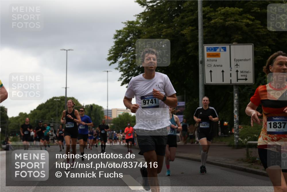 29.06.2025 - hella hamburg halbmarathon Yannick Fuchs http://msf.ph/oto/8374416 29.06.2025 10:53:57 20KM 1019, 1544, 2011, 2167, 2730, 3169, 3780, 4379, 4986, 5272, 6327, 6470, 7259, 7824, 8030, 8326, 8481, 8749, 8807, 9741, 10271, 10281, 10301, 11114, 11158, 11159, 11250, 12406, 12422, 12446, 13036, 13847, 13993, 14471, 14823, 15083, 15525, 15673, 15914, 16439, 16530, 16608, 17860, 18130, 18200, 18202, 18377, 18624, 19178 meine-sportfotos.de