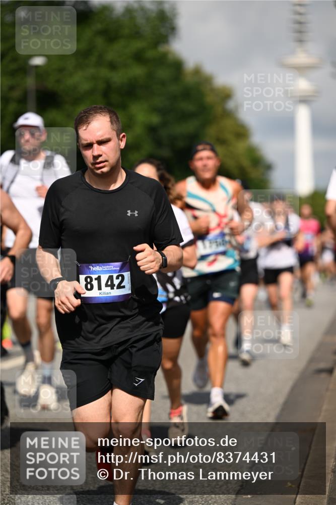 29.06.2025 - hella hamburg halbmarathon Dr. Thomas Lammeyer http://msf.ph/oto/8374431 29.06.2025 09:58:15 Kennedybrücke 1119, 1342, 1399, 1750, 1942, 2020, 2222, 2367, 2442, 2470, 2561, 2670, 2889, 3562, 4017, 4029, 4816, 5020, 5447, 5706, 5884, 6290, 6630, 6819, 6978, 6991, 7087, 7274, 7297, 7709, 8142, 8374, 8482, 8576, 8698, 8916, 9051, 9463, 9710, 9924, 10057, 10529, 11125, 11422 meine-sportfotos.de