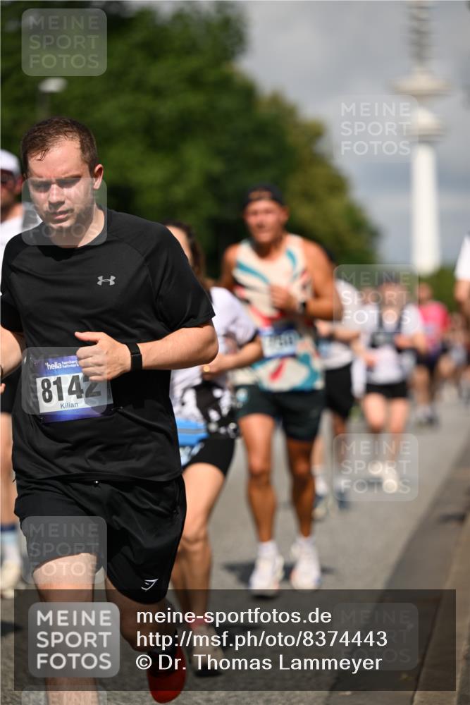 29.06.2025 - hella hamburg halbmarathon Dr. Thomas Lammeyer http://msf.ph/oto/8374443 29.06.2025 09:58:15 Kennedybrücke 1119, 1342, 1399, 1750, 1942, 2020, 2222, 2367, 2442, 2470, 2561, 2670, 2889, 3562, 4017, 4029, 4816, 5020, 5447, 5706, 5884, 6290, 6630, 6819, 6978, 6991, 7087, 7274, 7297, 7709, 8142, 8374, 8482, 8576, 8698, 8916, 9051, 9463, 9710, 9924, 10057, 10529, 11125, 11422 meine-sportfotos.de