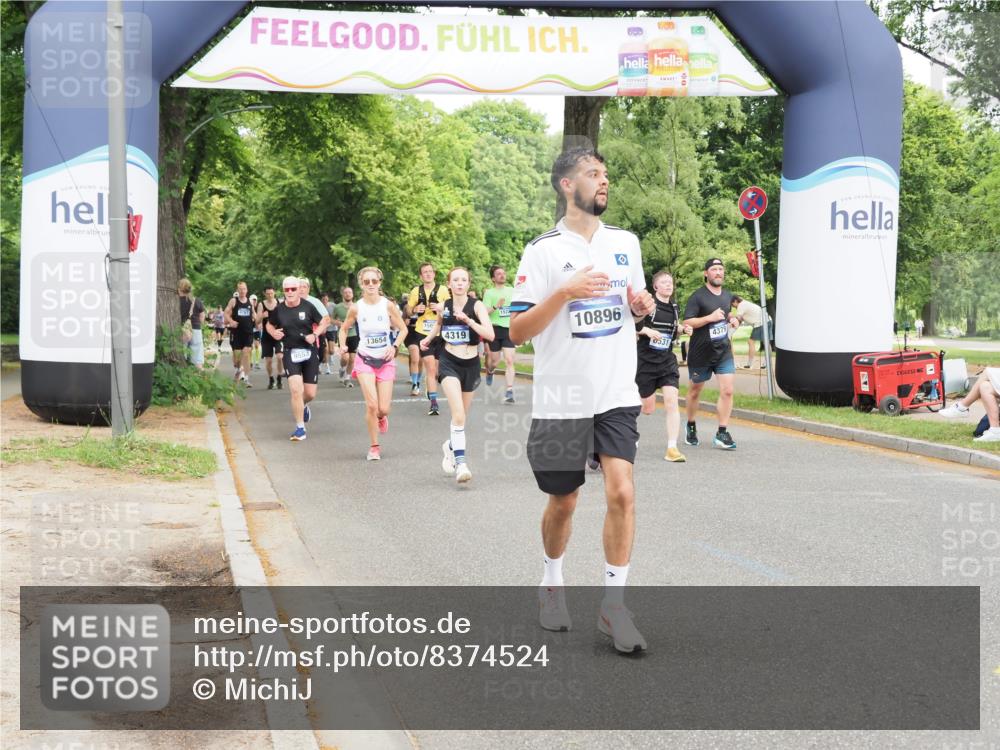 29.06.2025 - hella hamburg halbmarathon MichiJ http://msf.ph/oto/8374524 29.06.2025 10:45:12 Zwischen KM18-KM19 4319, 4379, 6531, 9553, 10212, 10587, 10896, 13654, 13694, 15824 meine-sportfotos.de