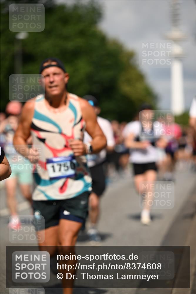 29.06.2025 - hella hamburg halbmarathon Dr. Thomas Lammeyer http://msf.ph/oto/8374608 29.06.2025 09:58:16 Kennedybrücke 1119, 1342, 1399, 1750, 1942, 2020, 2222, 2367, 2442, 2470, 2561, 2670, 2816, 2889, 3562, 4017, 4029, 4816, 5020, 5447, 5706, 5884, 6290, 6630, 6819, 6978, 6991, 7087, 7274, 7297, 7709, 8142, 8374, 8482, 8576, 8698, 8916, 9051, 9463, 9710, 9924, 10057, 10529, 11125, 11422 meine-sportfotos.de