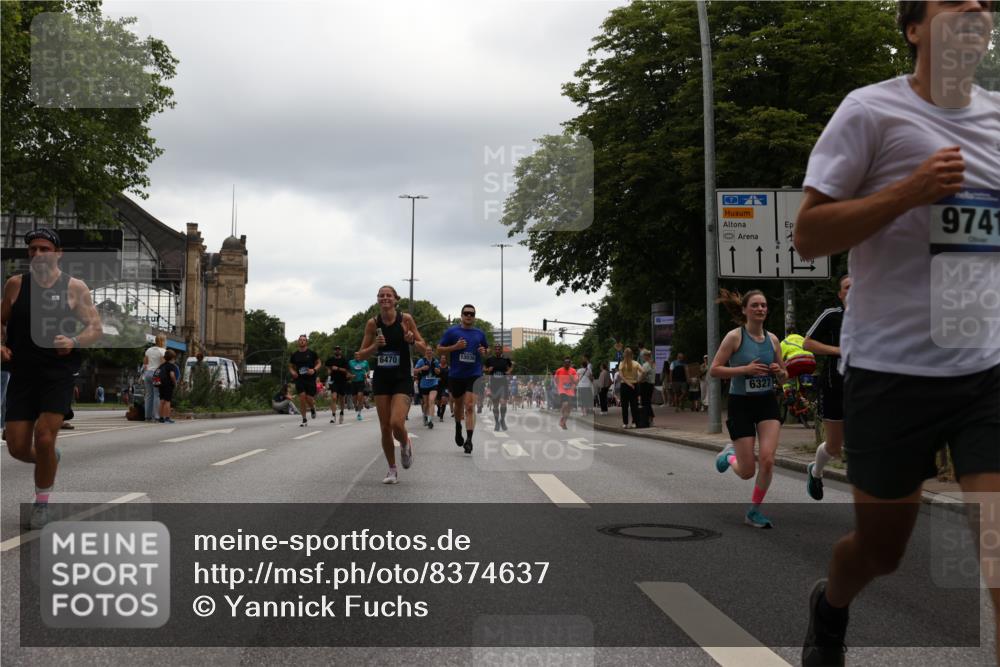 29.06.2025 - hella hamburg halbmarathon Yannick Fuchs http://msf.ph/oto/8374637 29.06.2025 10:53:58 20KM 1019, 1544, 2011, 2167, 2730, 3169, 3780, 4379, 4986, 5272, 6327, 6470, 7259, 7824, 8326, 8481, 8749, 8807, 9741, 10271, 10281, 10301, 11114, 11158, 11159, 11250, 12406, 12422, 12446, 13036, 13847, 13993, 14471, 14823, 15083, 15525, 15673, 15901, 15914, 16439, 16608, 17860, 18130, 18200, 18202, 18377, 18624, 19178 meine-sportfotos.de
