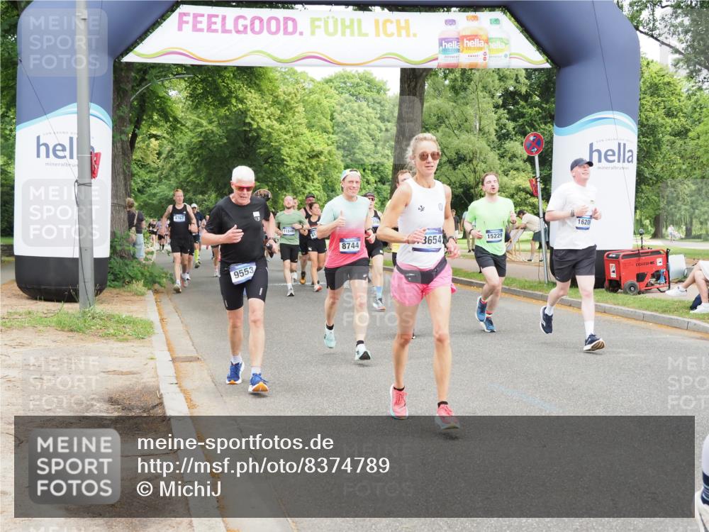 29.06.2025 - hella hamburg halbmarathon MichiJ http://msf.ph/oto/8374789 29.06.2025 10:45:14 Zwischen KM18-KM19 4319, 4379, 6531, 8744, 9553, 9555, 10212, 10518, 10587, 10896, 13654, 13694, 13761, 14928, 15083, 15229, 15824, 16206 meine-sportfotos.de